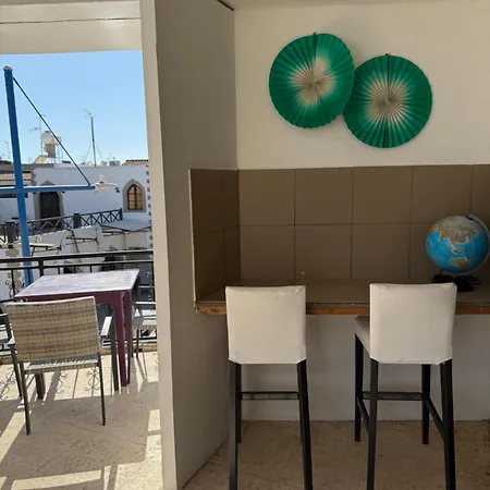 Hostel One One World Square Ayia Napa