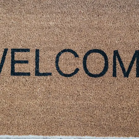 One One World Square アヤナパ