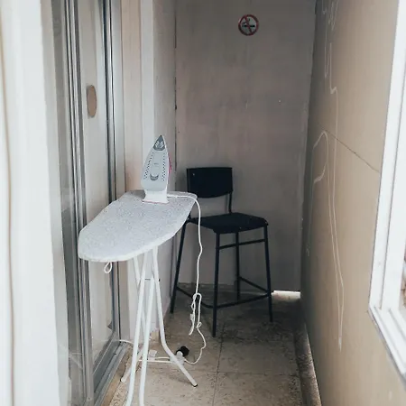 One One World Square Hostel *