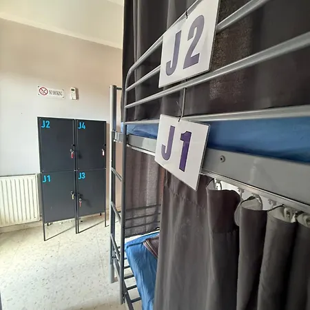One One World Square Hostel