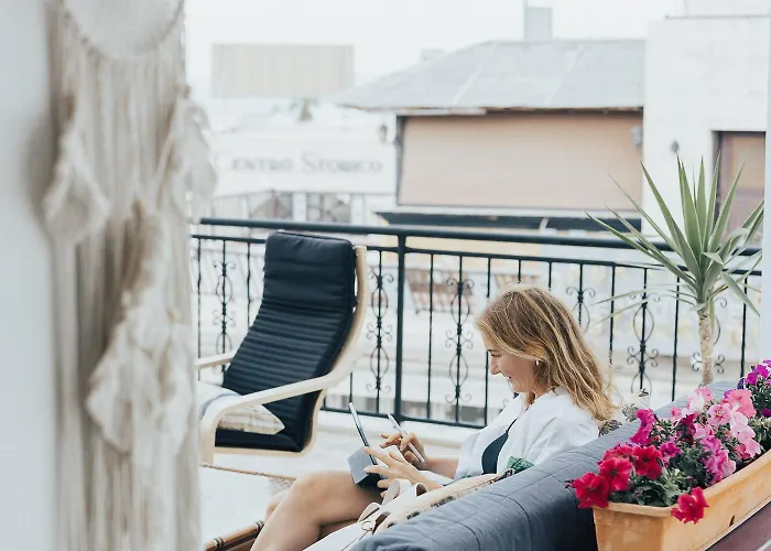 Vandrarhem One One World Square *