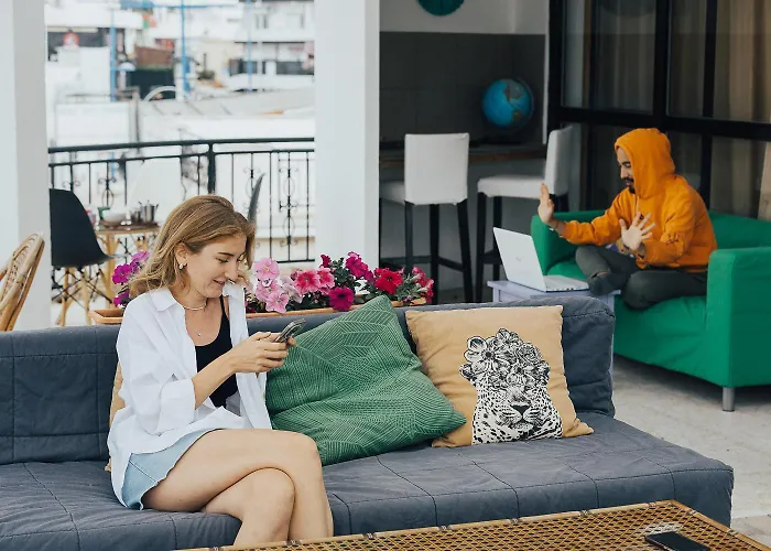 One One World Square *