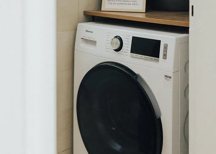 One One World Square Hostel *