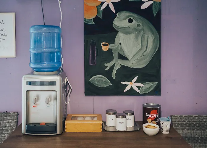 One One World Square Vandrarhem