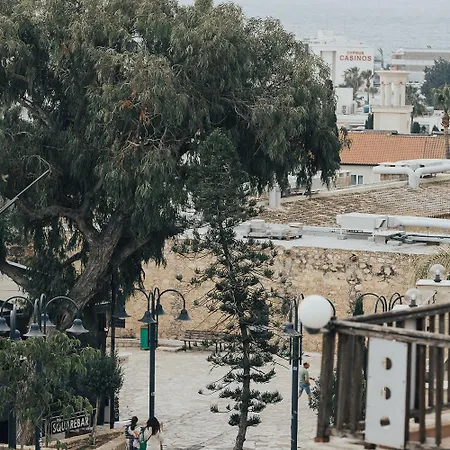 One One World Square *