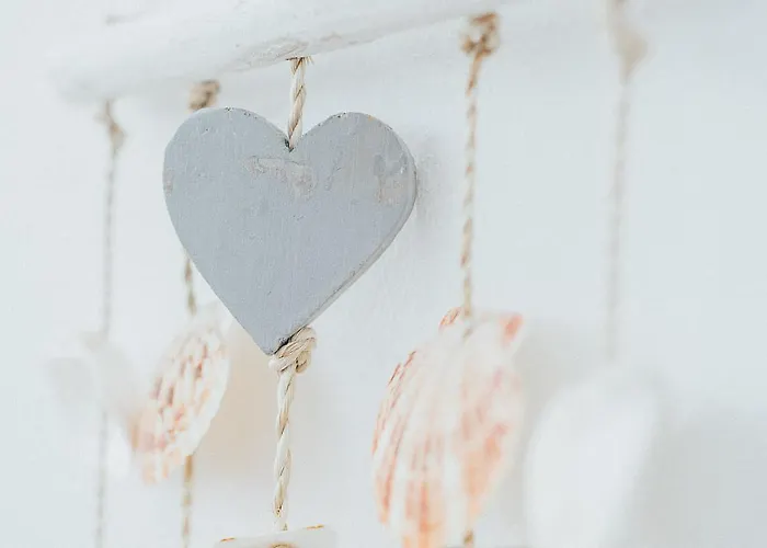 Hostel One One World Square